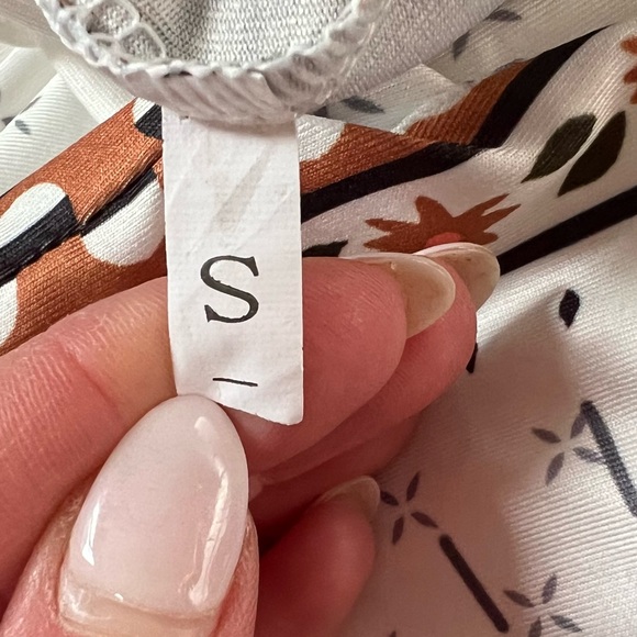 WHITE/ORANGE/PURPLE WIDE LEG BUTTERFLY PRINT PALAZZO SUMMER PANT WITH POCKETS - Picture 8 of 8